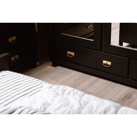Set Dormitor Saint Tropez, Pat Cu Dimensiune Saltea 160 X 200, Dulap De 207.8 Cm, 2 Noptiere, Vopsit Negru-01