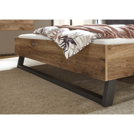 Pat Cu 2 Noptiere Jump, Dimensiune Saltea 180 X 200 Cm-01