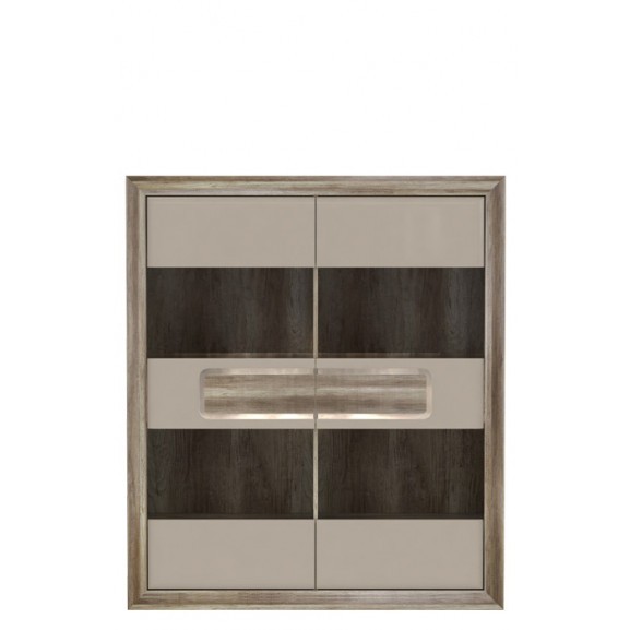 Vitrina tiziano, 1337 x 435 x 1554 mm.