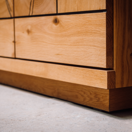 Comoda Tv Cu 4 Usi si 3 Sertare Dakota, Furniruit, 225.3 Cm-01