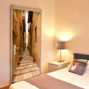 Fototapet Pentru Ușă Photo Wallpaper – Narrow Alley I