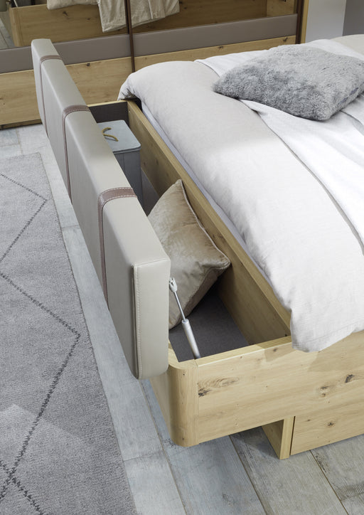 Pat cu 2 Noptiere Prestige, Dimensiune Saltea 140 x 190 cm