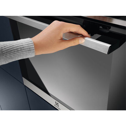 Cuptor Electric Multifunctional Cu Abur Electrolux EOB9S31WX, WiFi, SteamBoost, 800 Pro, A++, 70 Litri, Inox Si Negru