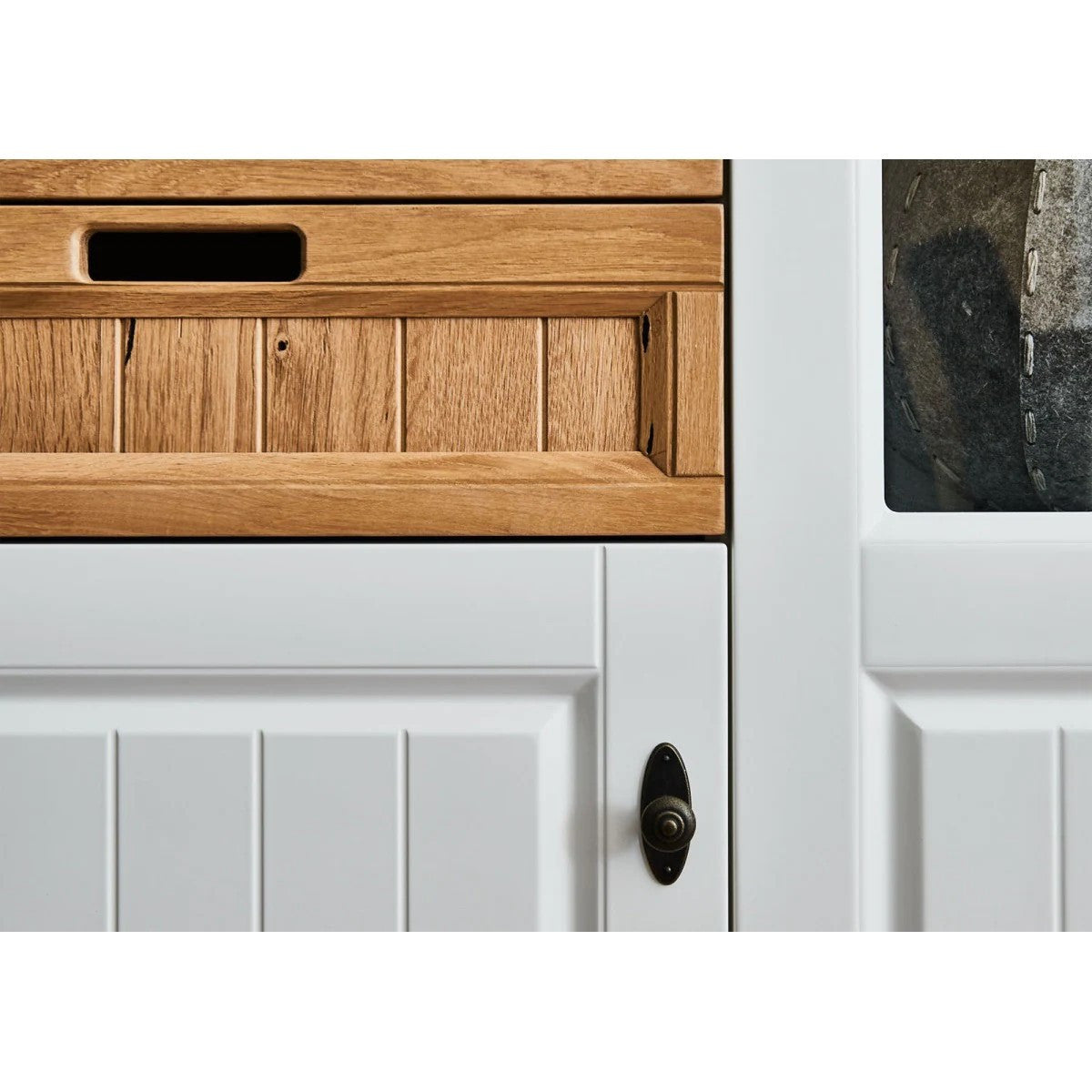 Bufet Cu Vitrina Tivoli Alb Si Natur, 150 Cm