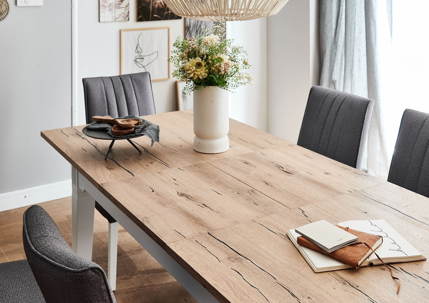 Masa Extensibila Tivoli Alb Si Natur, 180/235 X 90 X 77.5 Cm