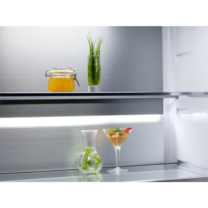Combină Frigorifica Electrolux ELT9VE52M0, Frost Free, Clasa E, 522 Litri, Negru&Sticla Lucioasa, 190 x 90,9 x 69 Cm