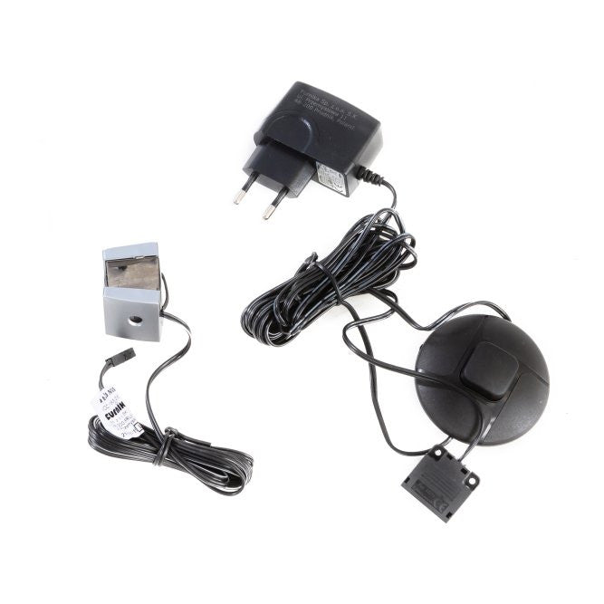Led 1 punct pt Vitrina 2 Usi Si 1 Sertar Pickadilly